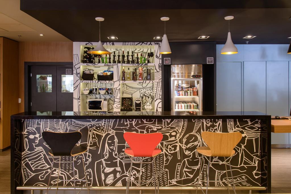 宜必思阿拉卡茹酒店 外观 照片